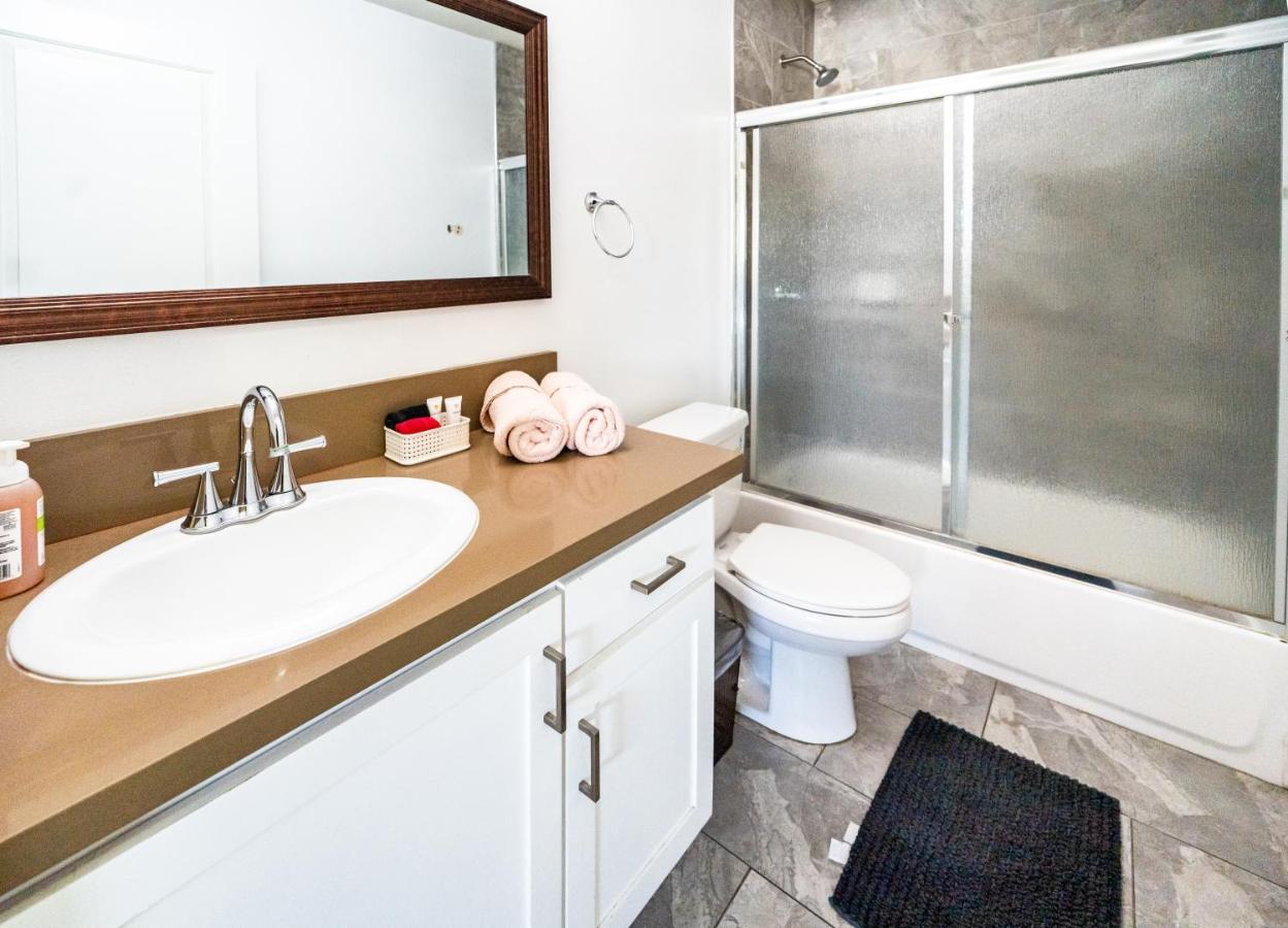 Spacious 5 Bedroom 3 Bath Modern Home By Downtown La With Parking Los Angeles Ngoại thất bức ảnh