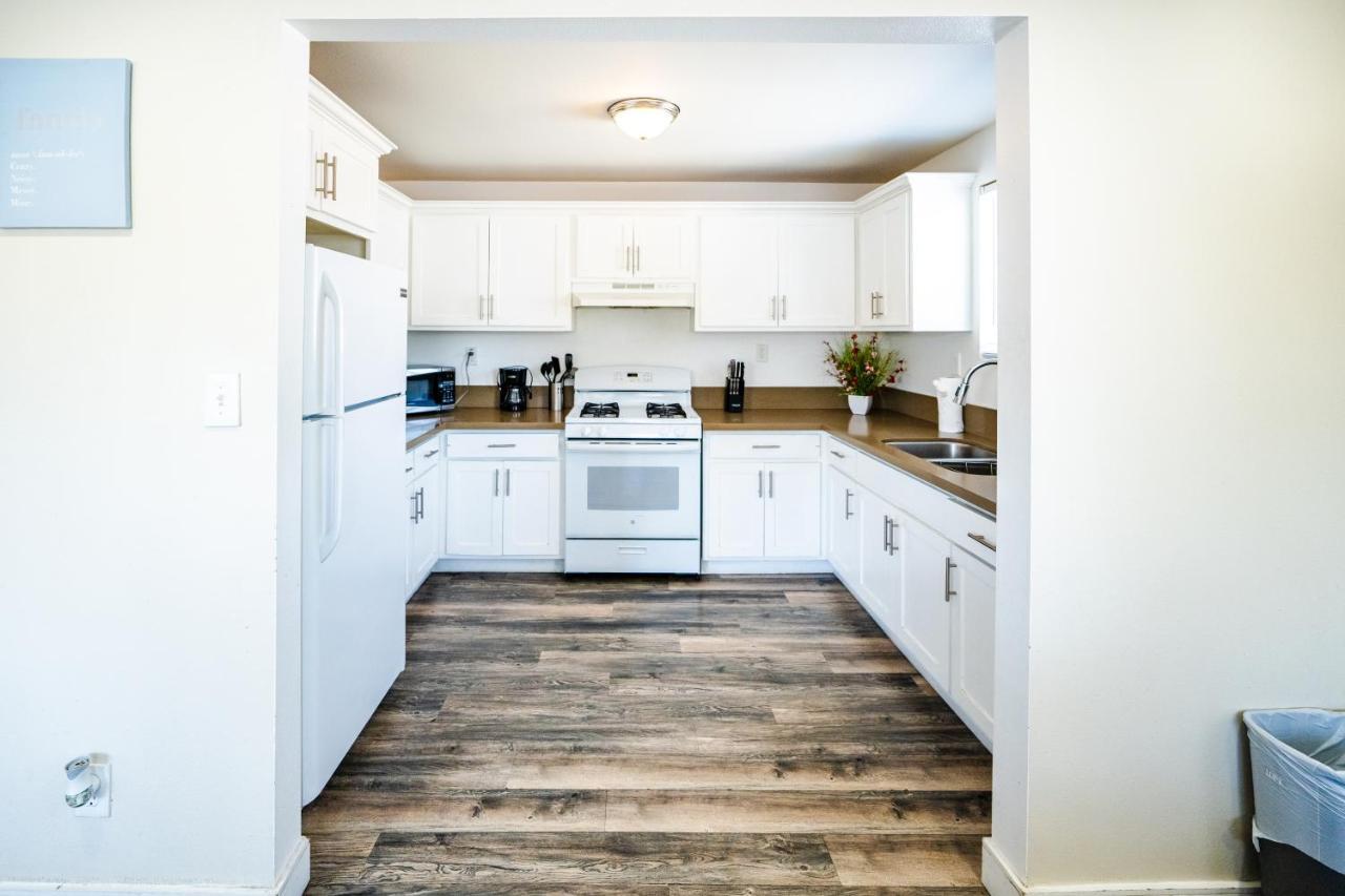 Spacious 5 Bedroom 3 Bath Modern Home By Downtown La With Parking Los Angeles Ngoại thất bức ảnh