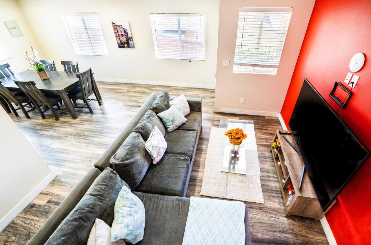 Spacious 5 Bedroom 3 Bath Modern Home By Downtown La With Parking Los Angeles Ngoại thất bức ảnh